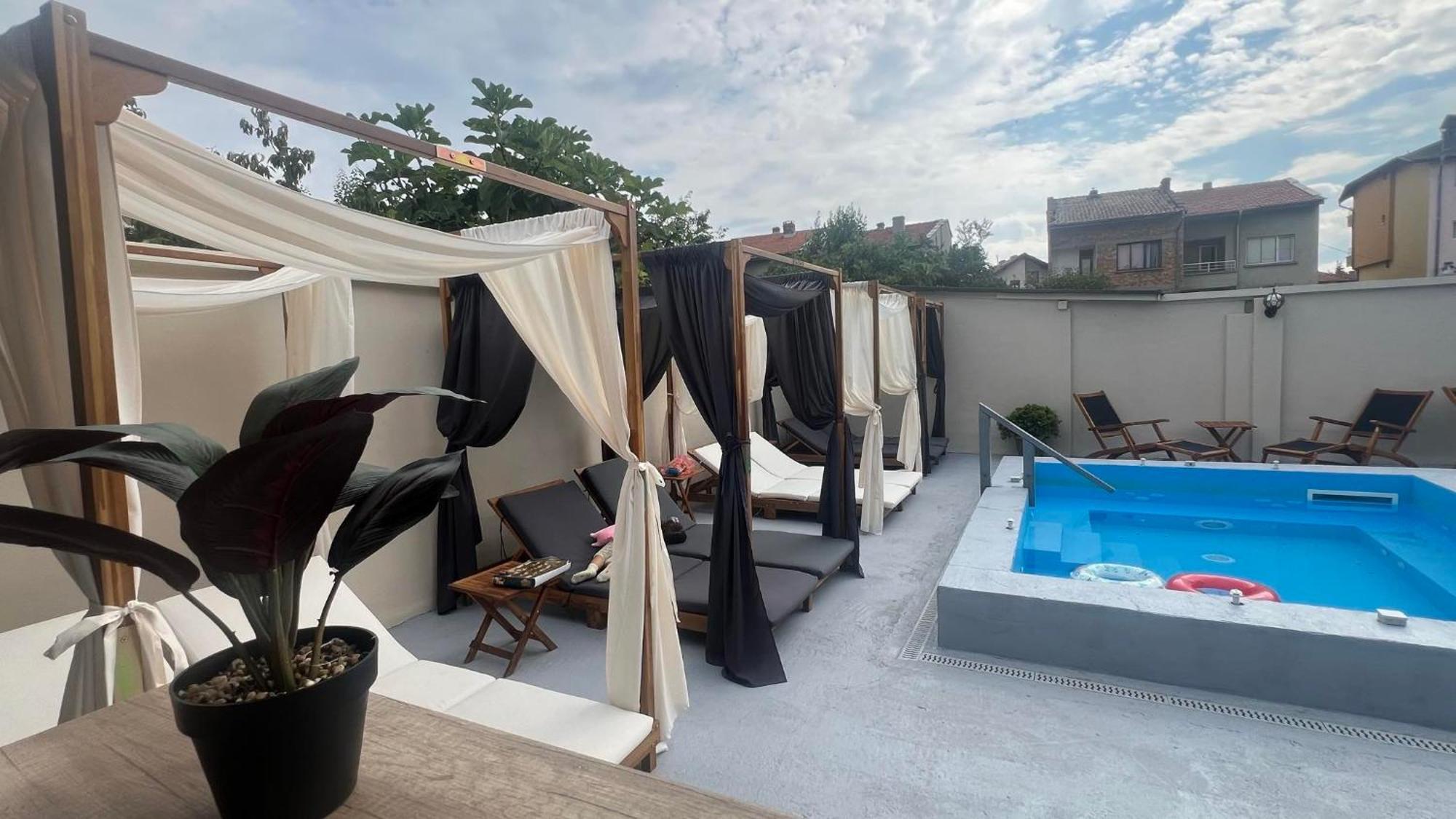 Family Hotel Malibu Τσερνομόρετς Εξωτερικό φωτογραφία