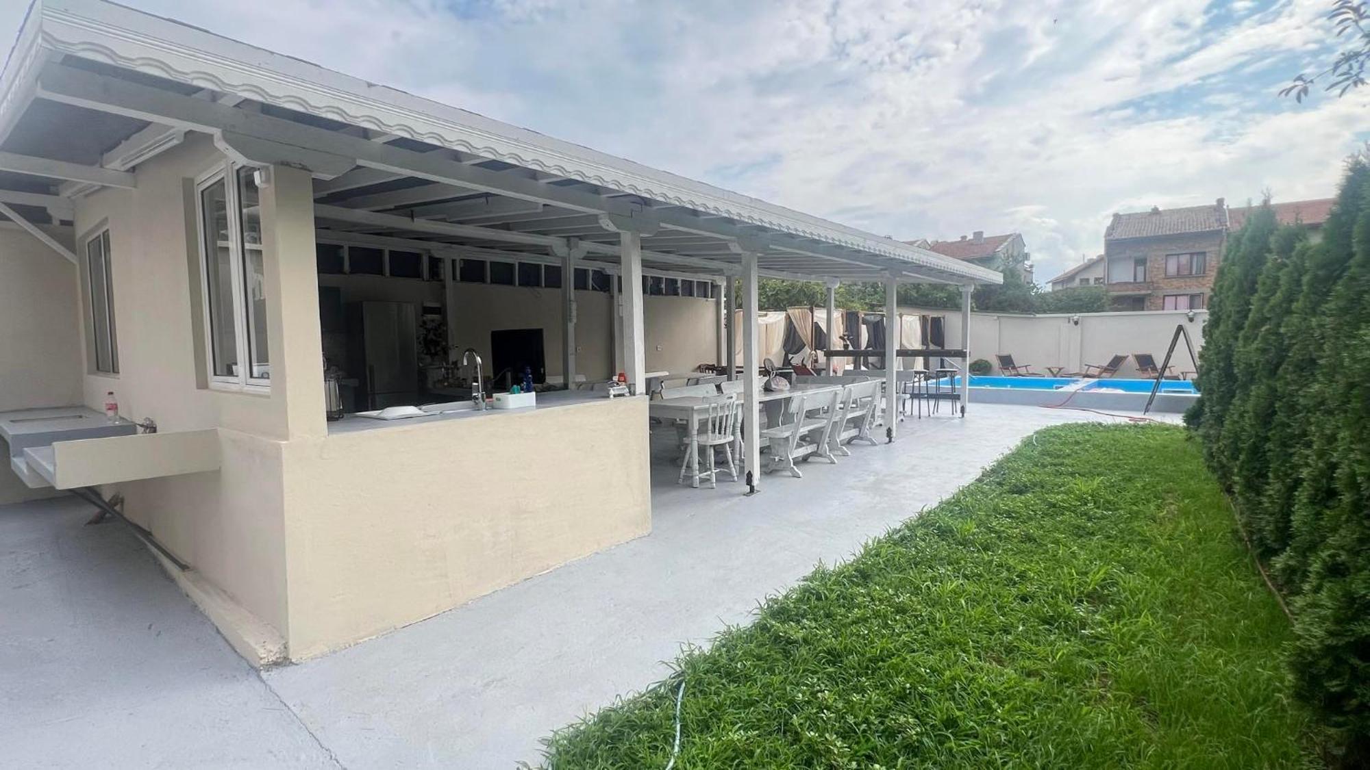 Family Hotel Malibu Τσερνομόρετς Εξωτερικό φωτογραφία