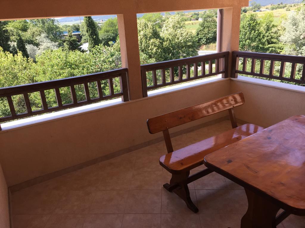 Family Hotel Malibu Τσερνομόρετς Εξωτερικό φωτογραφία